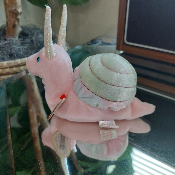 Ty Beanie Babies - "Swirly" the Snail Plush Toy -MUST HAVE- Sought After Beanie - Picture 6 of 9